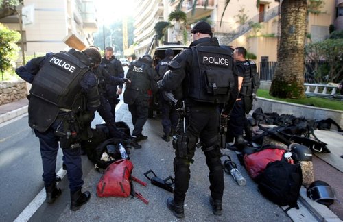 un forcené a été maîtrisé à monaco rue hector otto