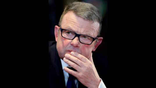 916086419_B976972888Z.1_20151103173451_000_GLJ5HF0PK.3-0