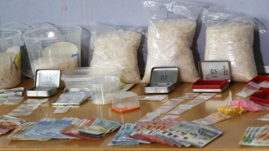 il-ecoule-une-tonne-de-drogue-sur-le-net-le-dealer-condamne