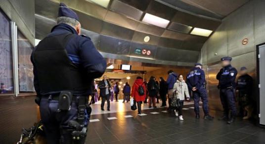 496597267_B977273544Z.1_20151207185252_000_G4B5OTLGG.1-0