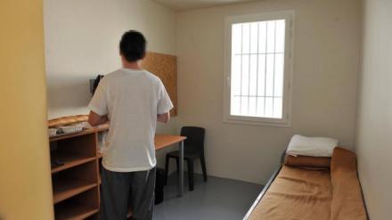 toujours-pas-de-cellule-individuelle-pour-les-detenus