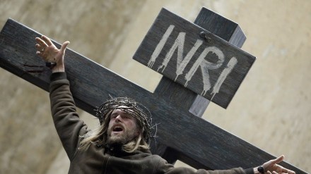 56f5649fc3618897288b458f