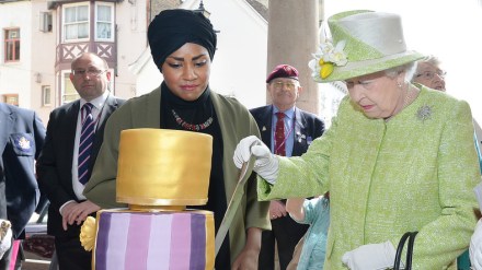 5718ffaac3618843648b45f2