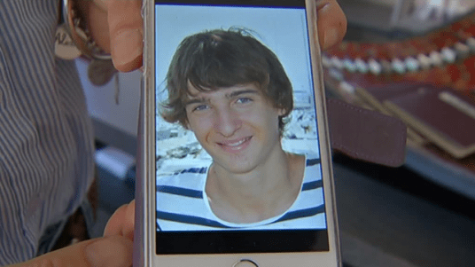 Alexis Moulinier Mickaël et Christophe Houwer couteau gratuit meurtre telephone racaille