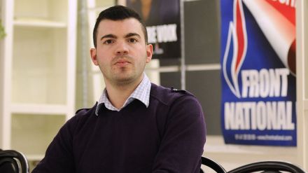 fabien-engelmann-ex-responsable-cgt-aujourd-hui-conseiller-social-de-marine-le-pen-et-tete-de-liste-aux-municipales-a-hayange-moselle-photographie-le-19-fevrier-2014-a-hayange_4791327