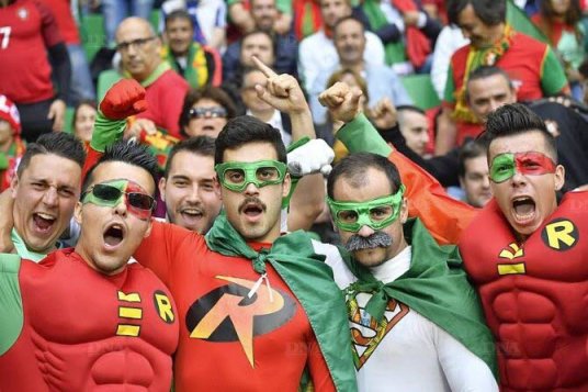 les-supporters-portugais-sont-nombreux-a-saint-etienne-photo-afp-1465928121.jpg