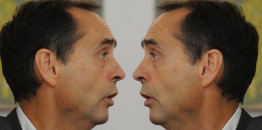 que-pense-robert-menard-de-robert-menard-s-interroge-le_1716547_667x333