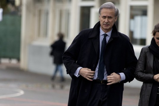 7777208186_georges-tron-le-29-mars-dernier-a-draveil