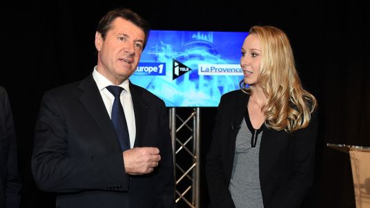 le-lr-christian-estrosi-et-la-fn-marion-marechal-le-pen-tous-deux-candidats-en-paca-le-8-decembre-2015-a-marseille_5480712