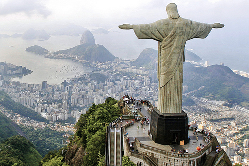rio-de-janeiro-statue.jpg