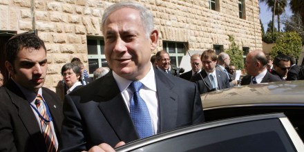 Proche-Orient-Netanyahu-refuse-de-rencontrer-Abbas-pour-des-pourparlers-a-Paris.jpg