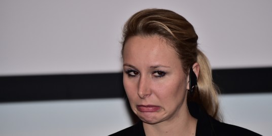 Marion-Marechal-Le-Pen-se-dit-d-une-generation-saoulee-par-les-valeurs-de-la-Republique-qu-on-nous-serre-en-permanence.jpg