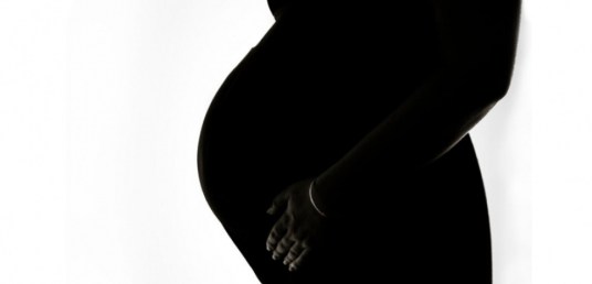 15937098-quand-la-france-interdisait-l-avortement-sauf-aux-femmes-noires